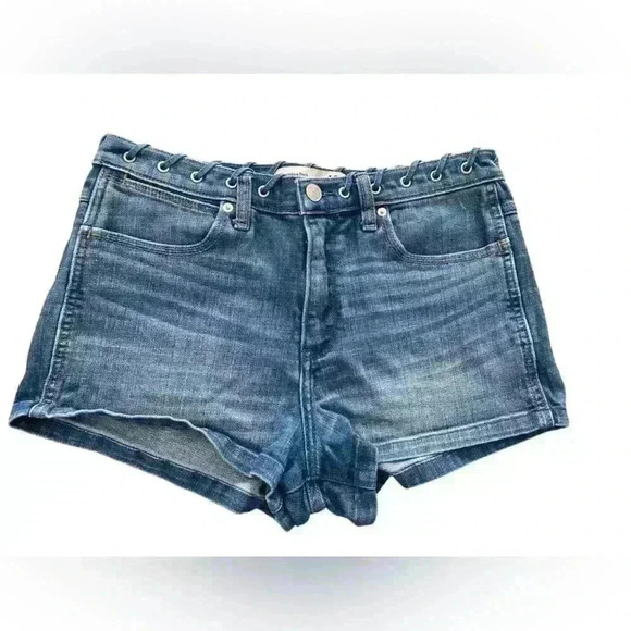 Abercrombie & Fitch Denim High Rise shorts - Picture 1 of 7